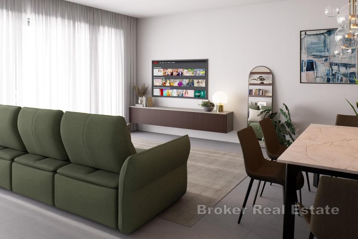 Vakker leilighet med privat hage