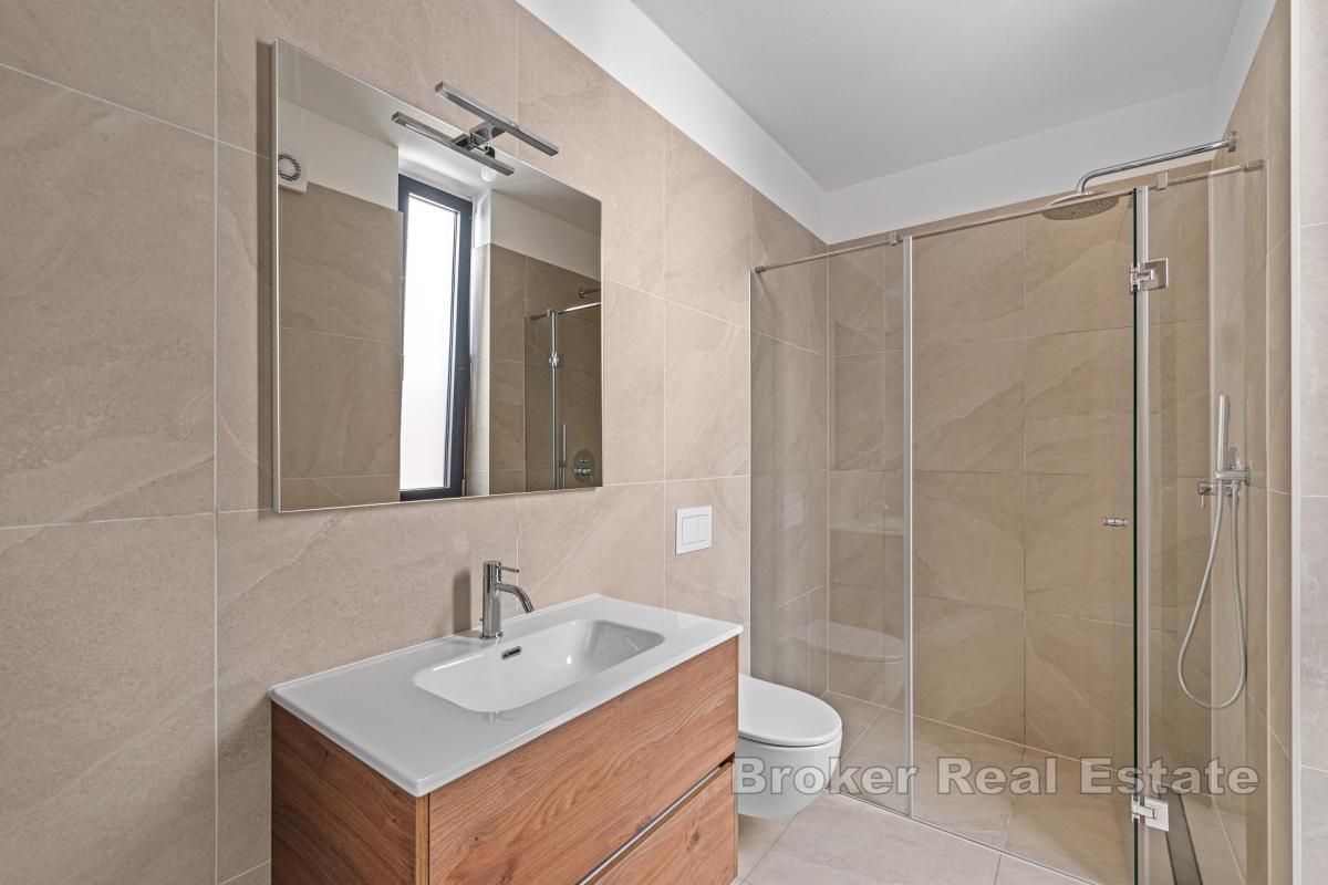 Piękny apartament z prywatnym ogrodem