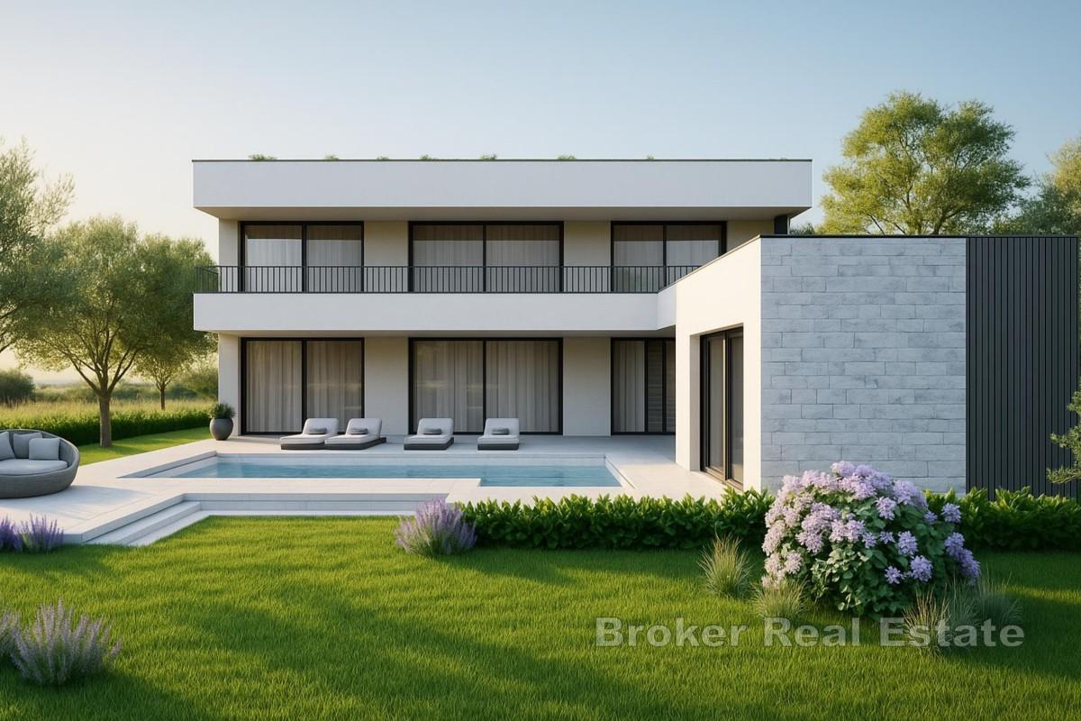 Luxusvilla mit Pool und Dachterrasse in Meeresnähe