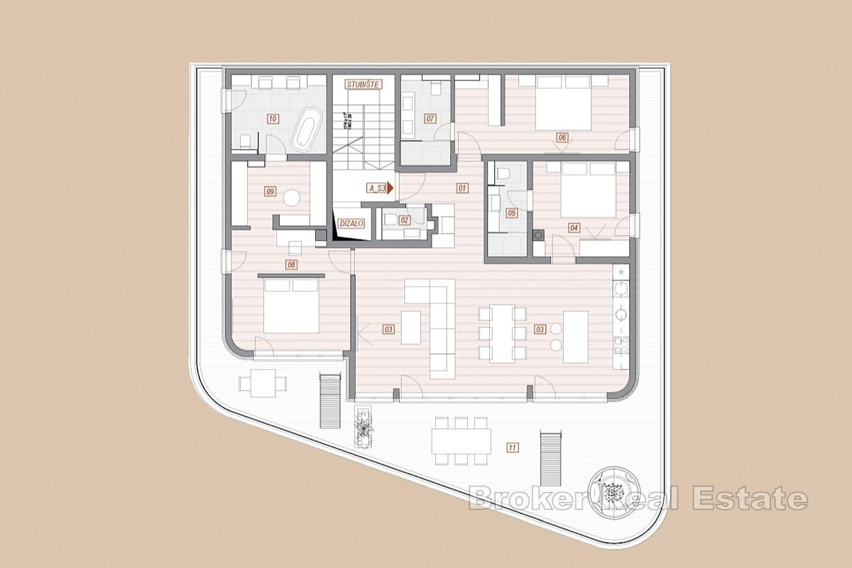 Luxusní penthouse s vířivkou a prostornou terasou