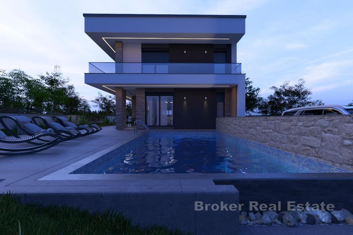Modern villa med havsutsikt och rymlig terrass