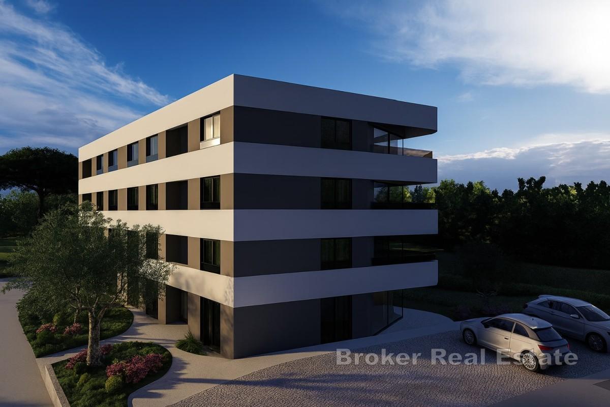 Rymlig modern lägenhet med terrass och havsutsikt i nybyggnation
