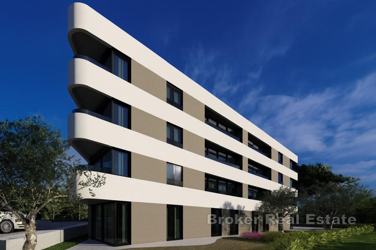Rymlig modern lägenhet med terrass och havsutsikt i nybyggnation