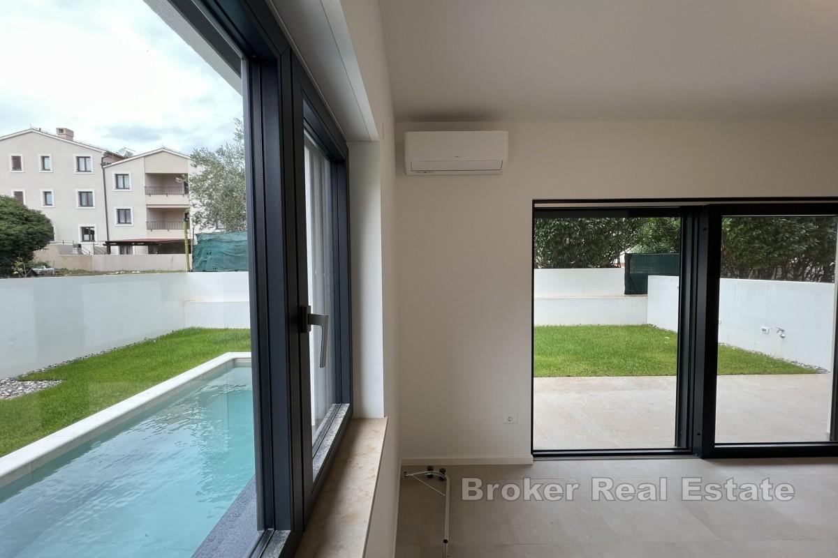 Appartement de luxe avec piscine et jardin privés à proximité du parc naturel de Kamenjak