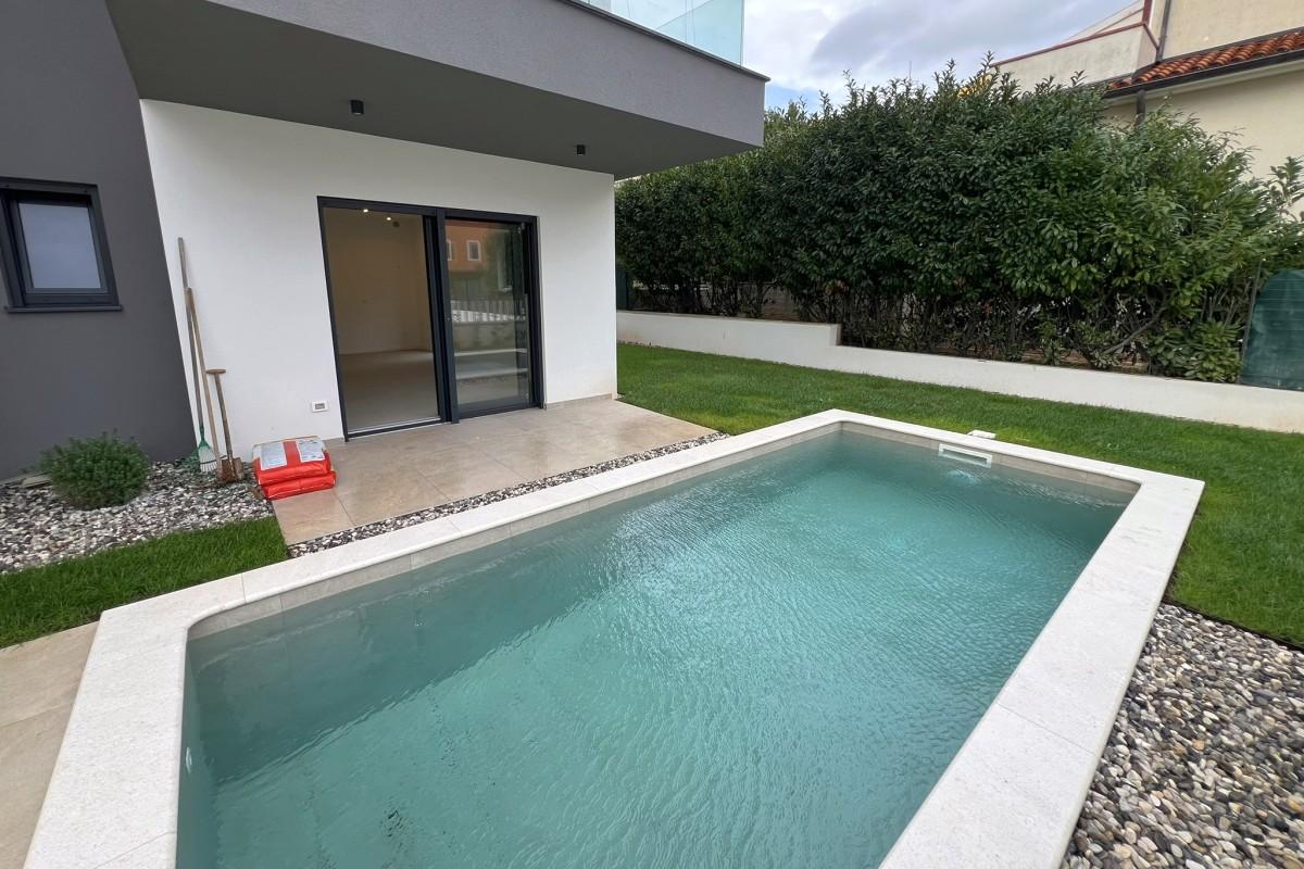 001-2053-30b-Pula-Apartment-with-private-swimmingpool-for-sale