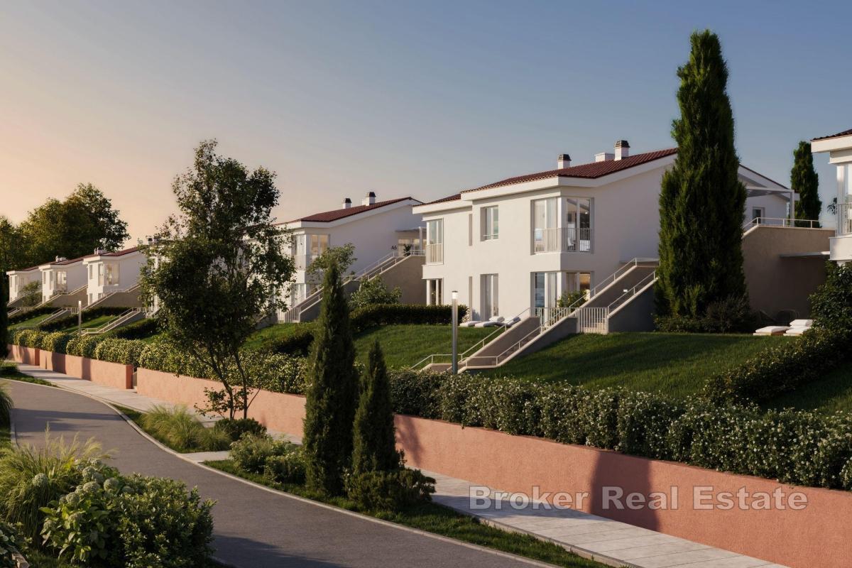 Appartement de luxe T3 au premier étage, en deuxième ligne de mer