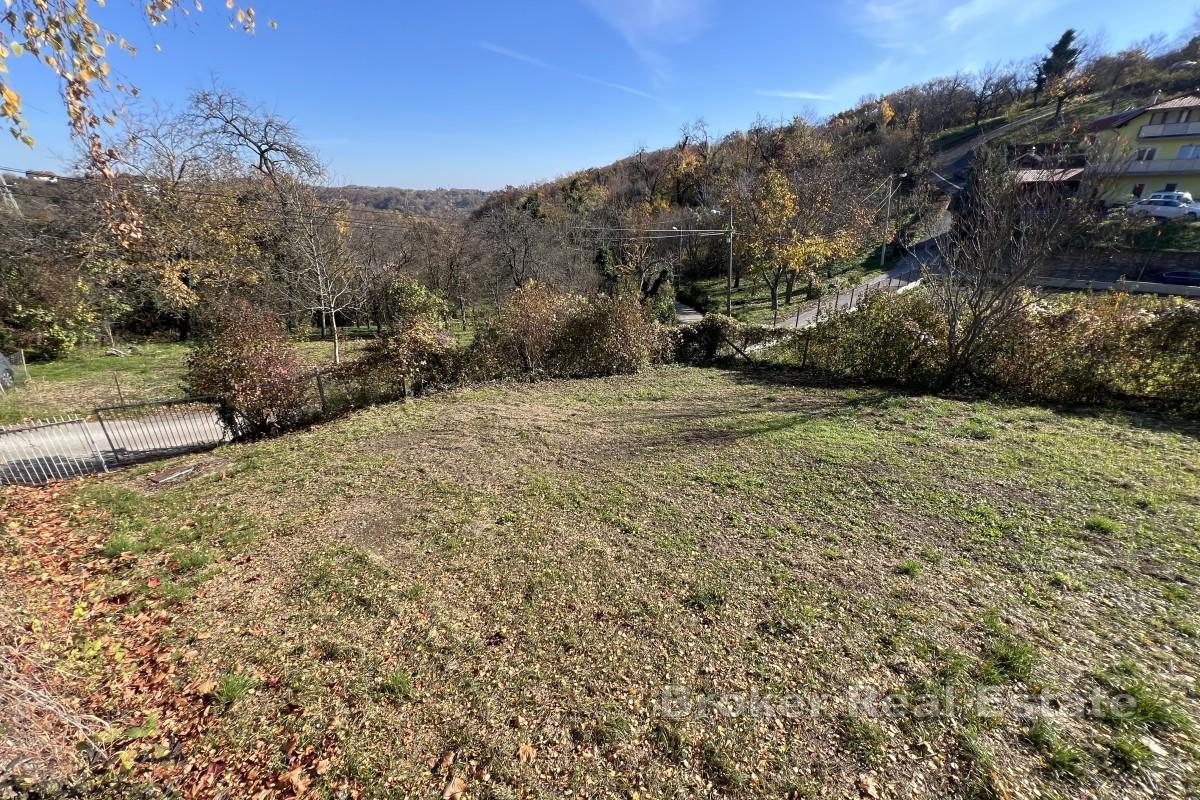 Građevinsko zemljište s građevinskom dozvolom