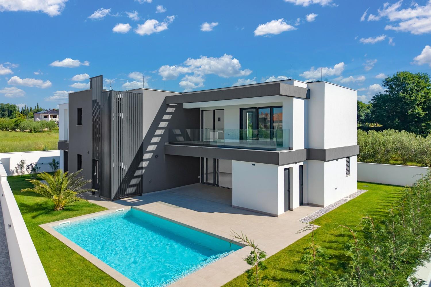 001-2053-38-near-pula-luxury-modern-villa-near-the-sea-for-sale