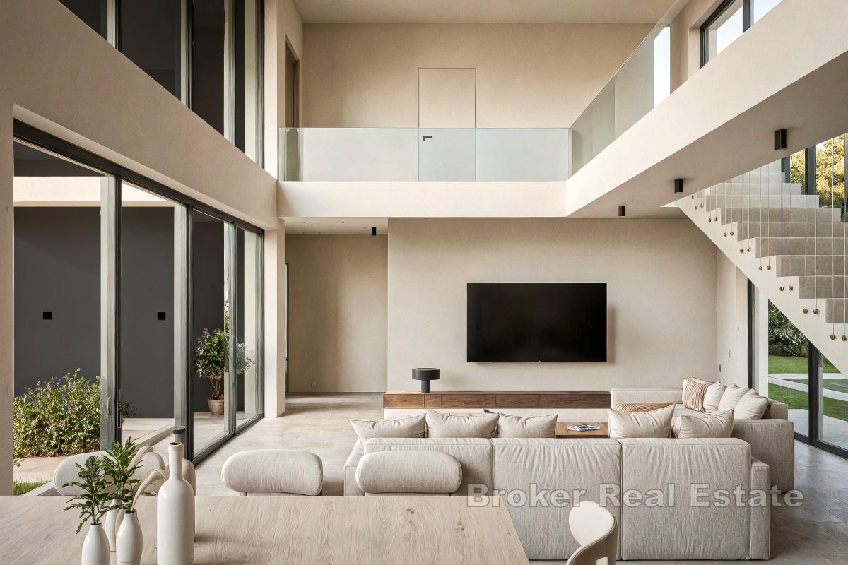 Moderne Küstenvilla in Pomer mit beheiztem Pool und exklusiver Dachterrasse