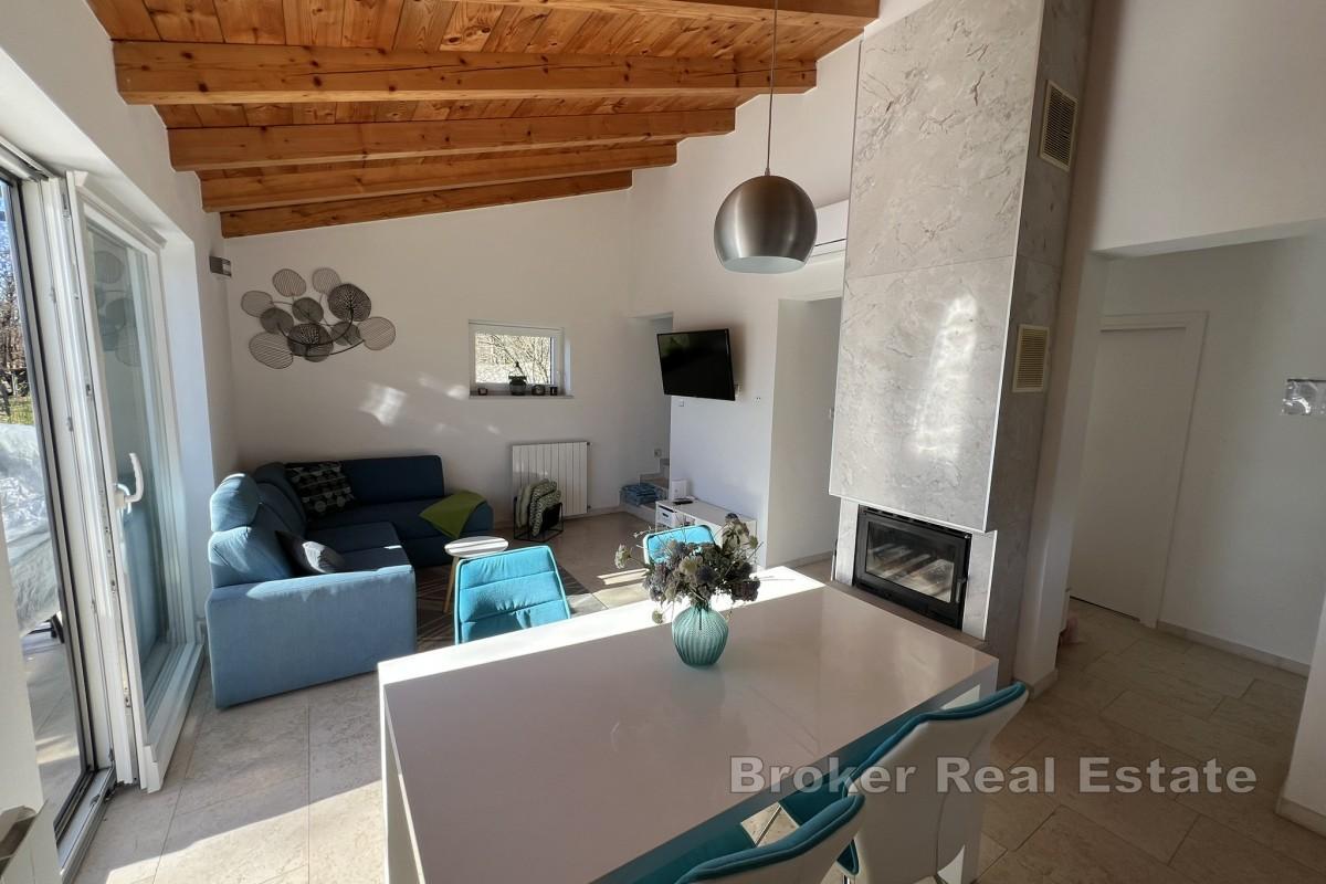 Villa esclusiva con piscina privata e giardino recintato