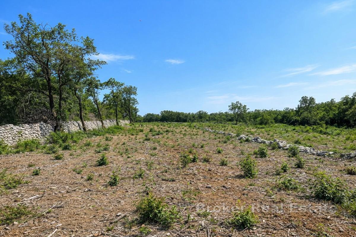 Stavební pozemek s výhledem na moře