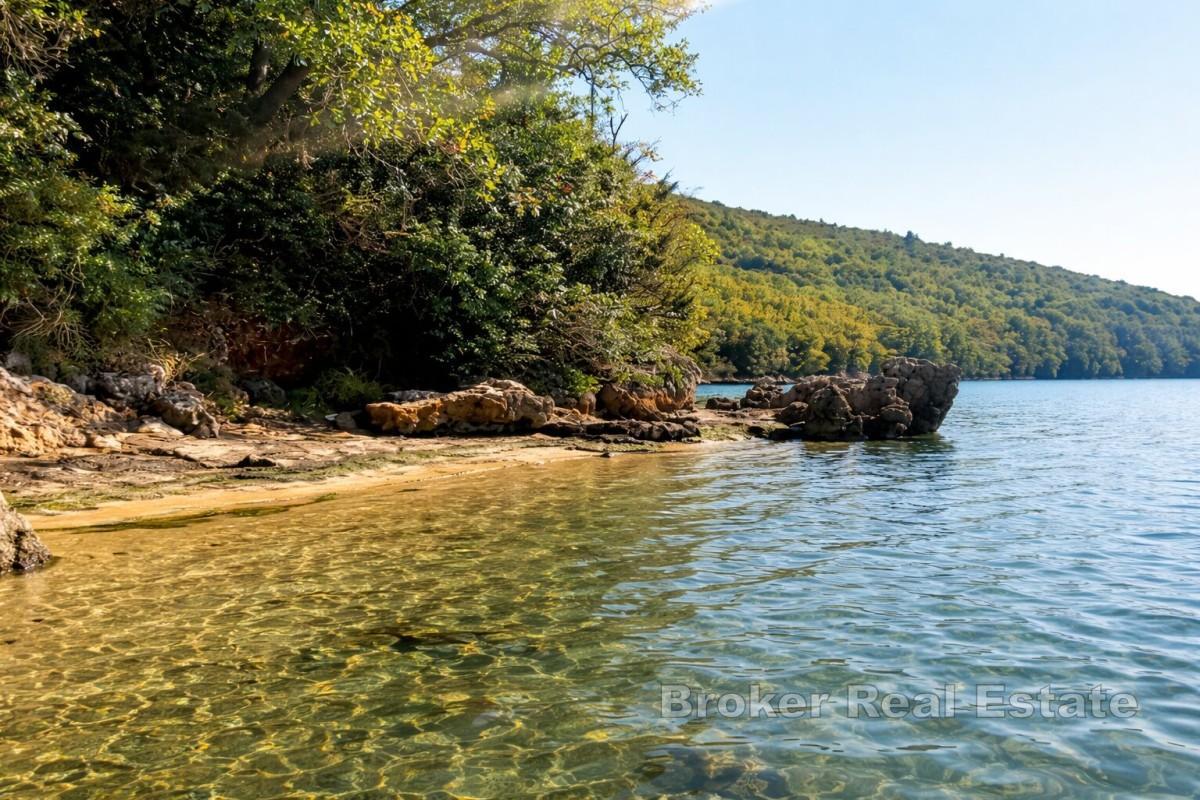 Stavební pozemek s výhledem na moře