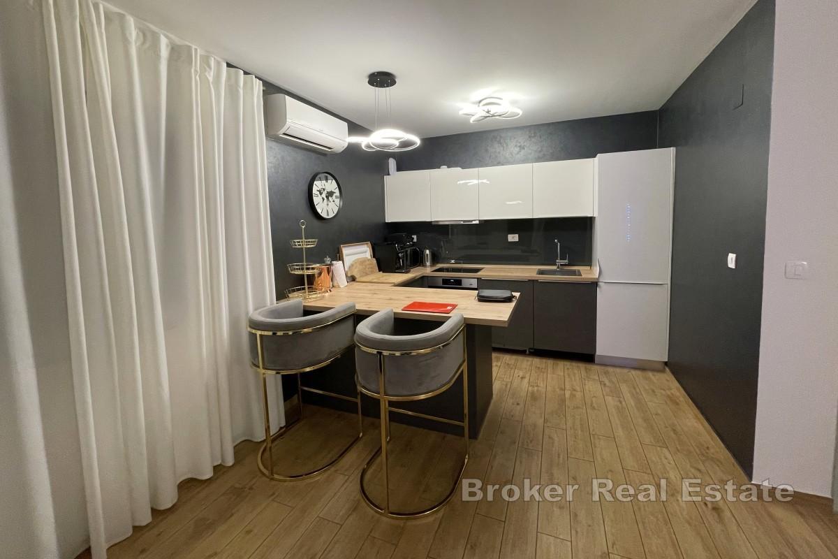 Villa moderne avec piscine