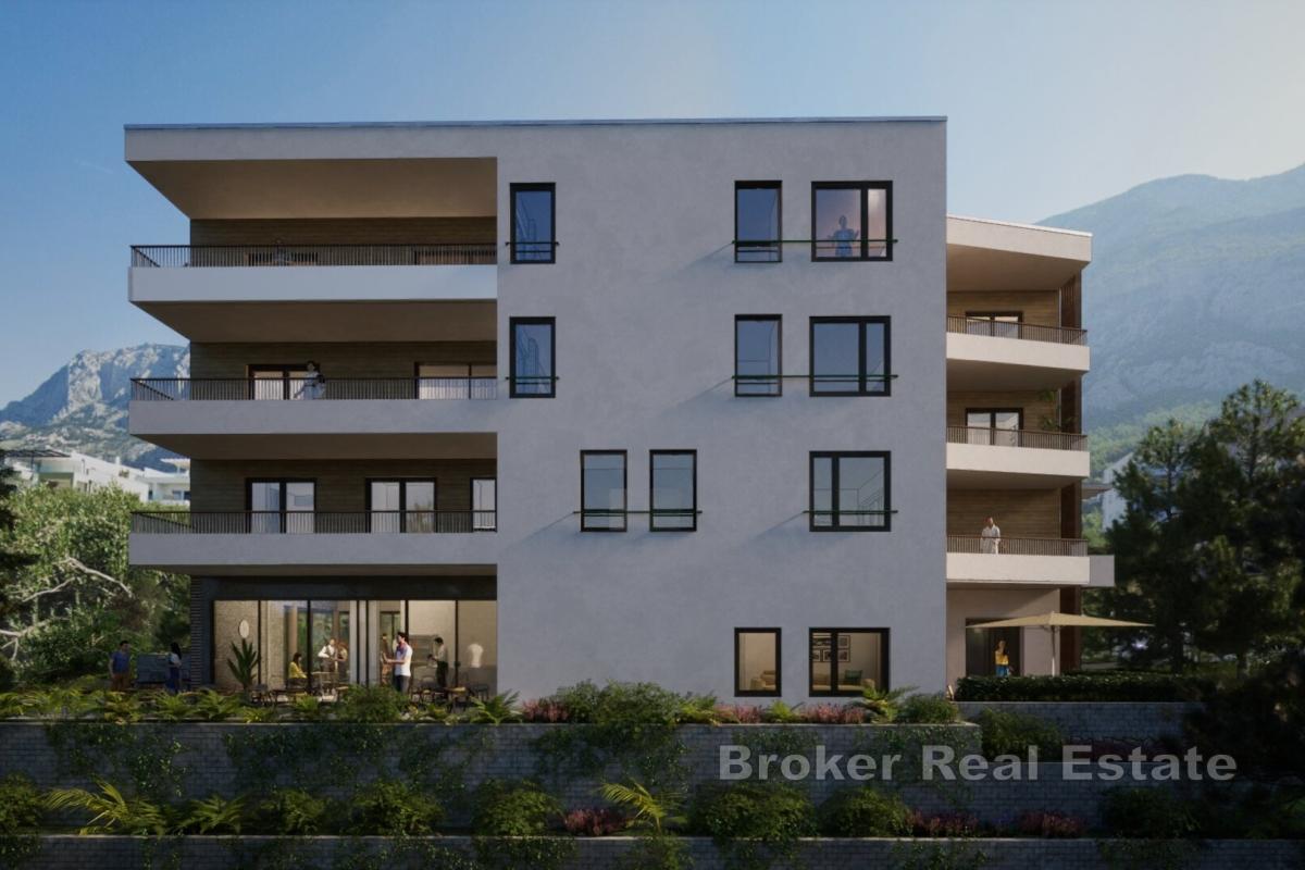 Appartement T4 avec balcon dans un immeuble neuf et moderne
