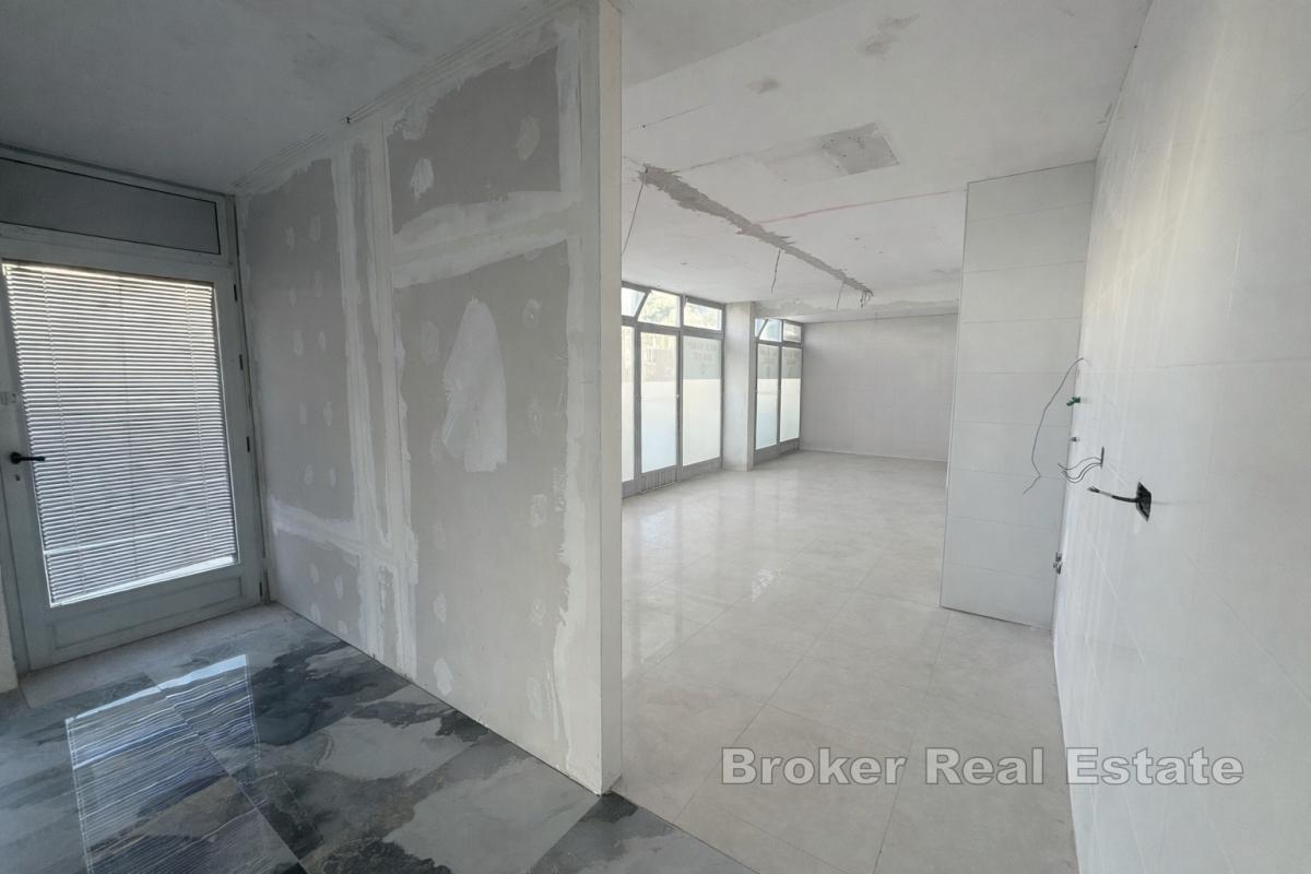 Obchodní prostory na rušném místě