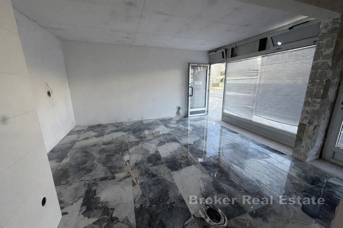 Obchodní prostory na rušném místě