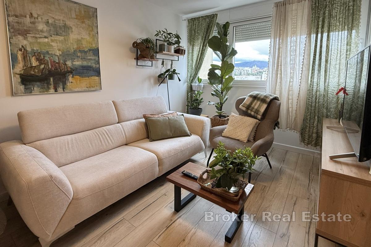 Современная двухкомнатная квартира в престижном районе