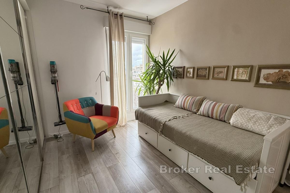 Appartement moderne de deux chambres dans un emplacement recherché