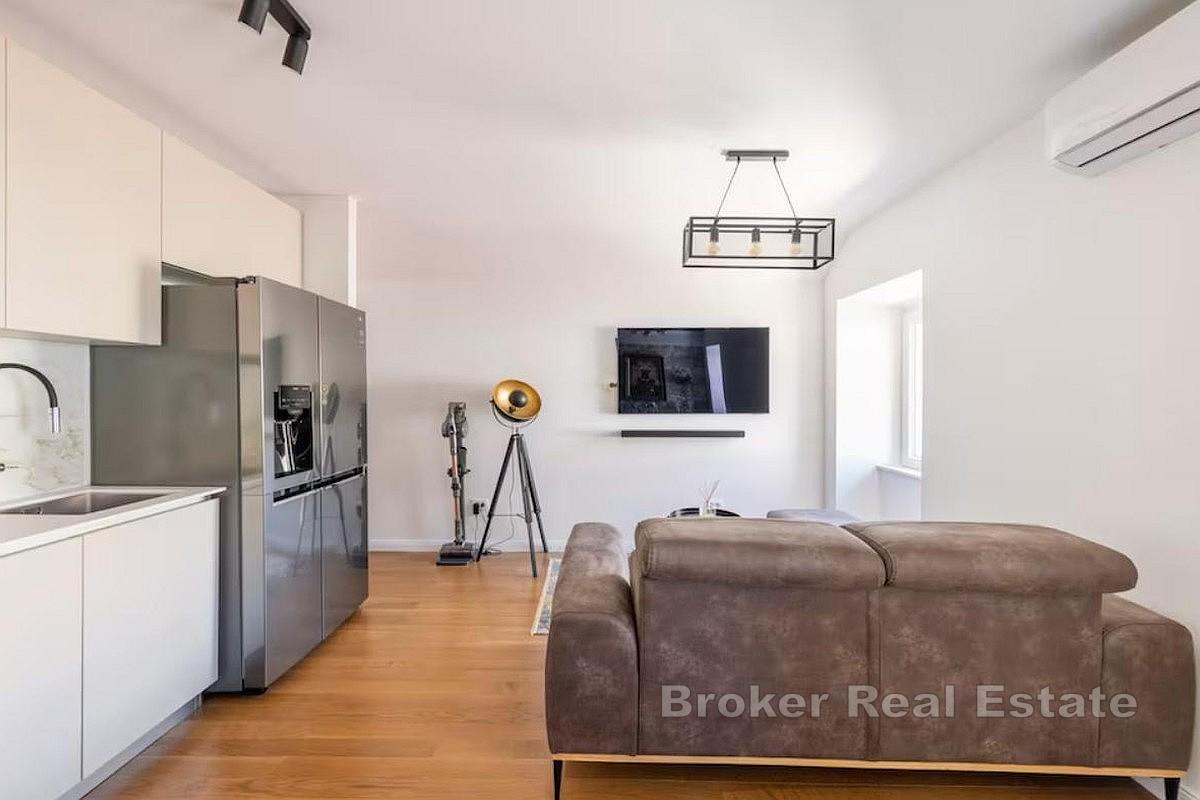 Totalrenovert toroms leilighet og studioleilighet i sentrum, ideell for bolig og investering