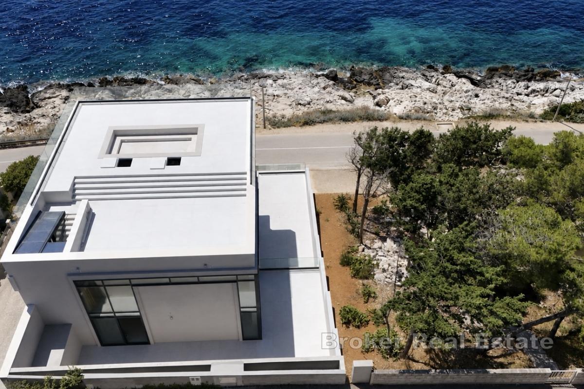 Villa exclusive en première ligne de mer