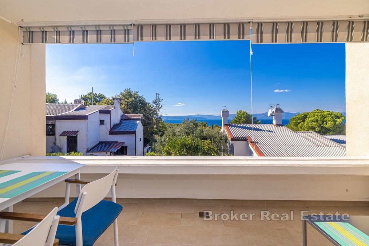 Casa bifamiliare con vista mare