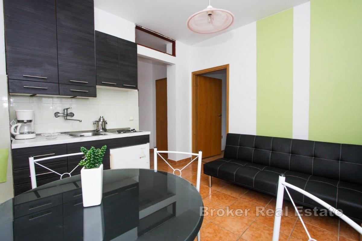 Ein-Zimmer-Apartment in erster Reihe zum Meer