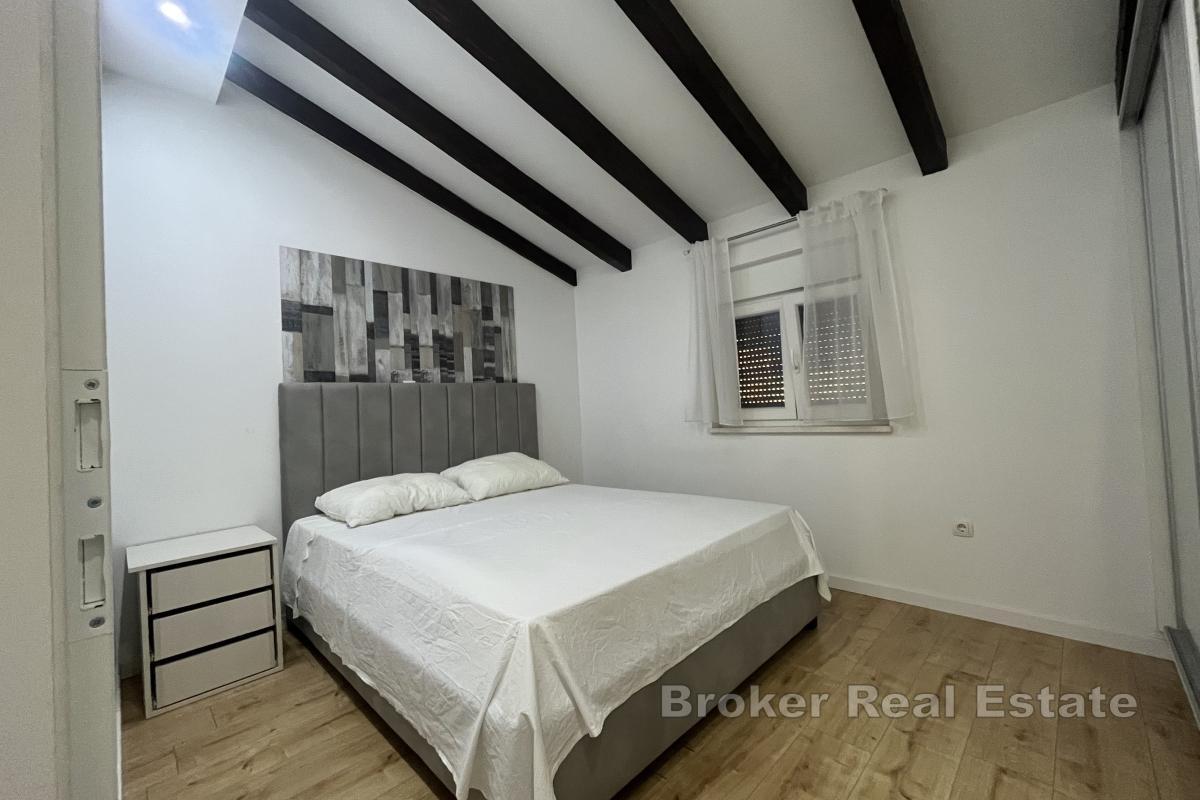 Lyxvilla med pool i ett oslagbart läge