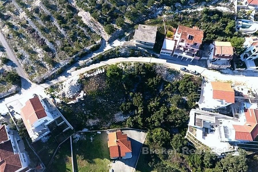 Baugrundstück mit Panoramablick aufs Meer