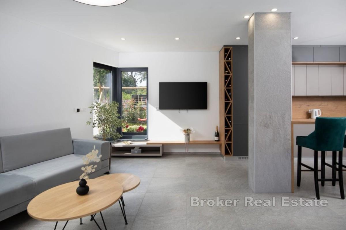 Villa di lusso di nuova costruzione con piscina