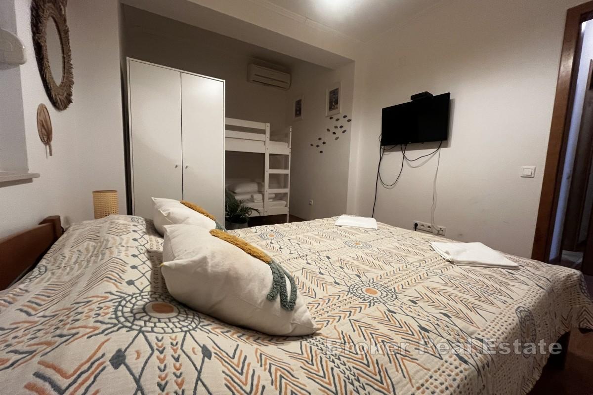 Hus med havsutsikt och planerat projekt