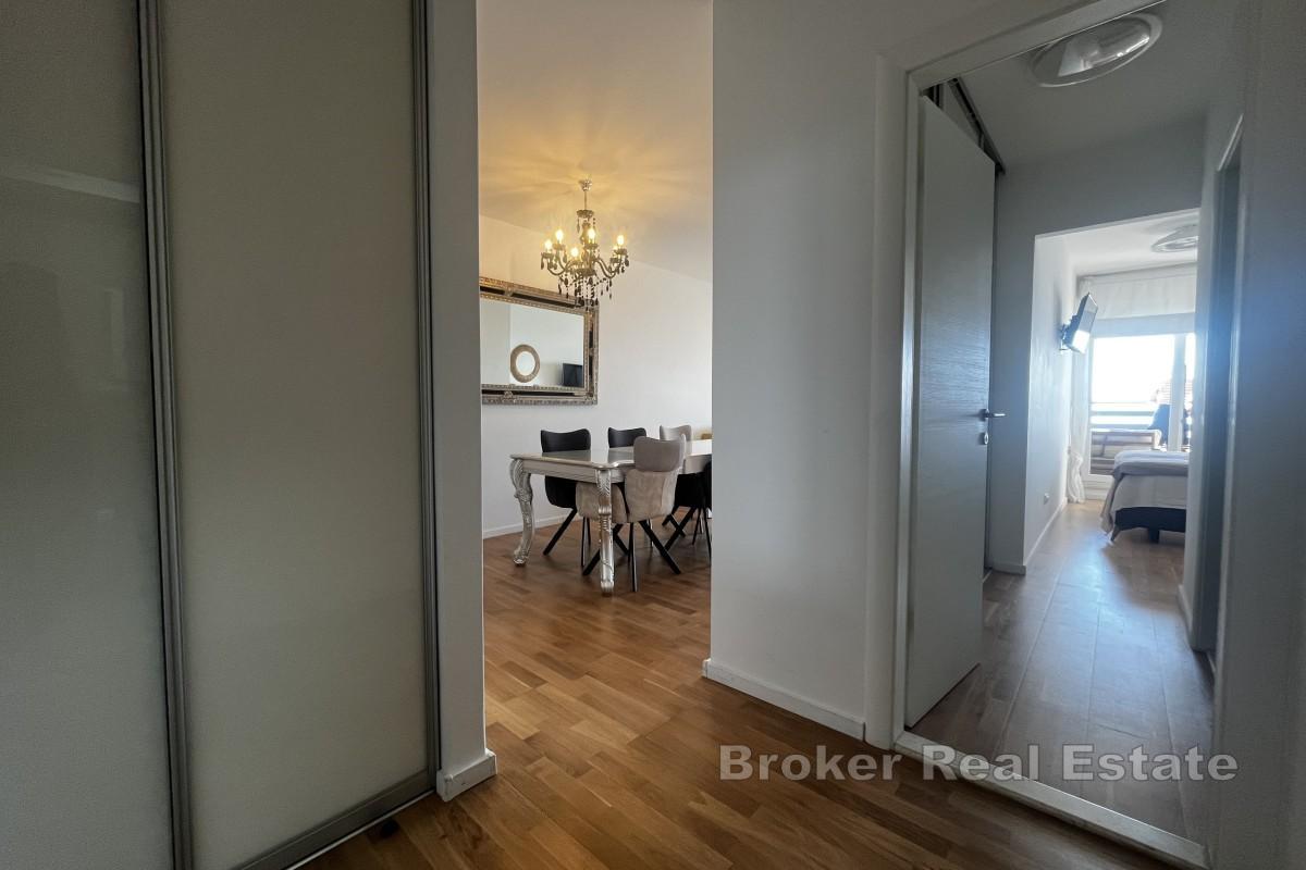 Elegante appartamento in prima fila sulla spiaggia