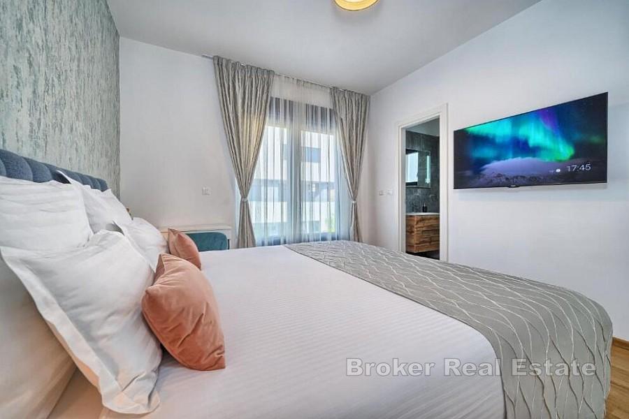 Villa di lusso con piscina riscaldata e vista mare