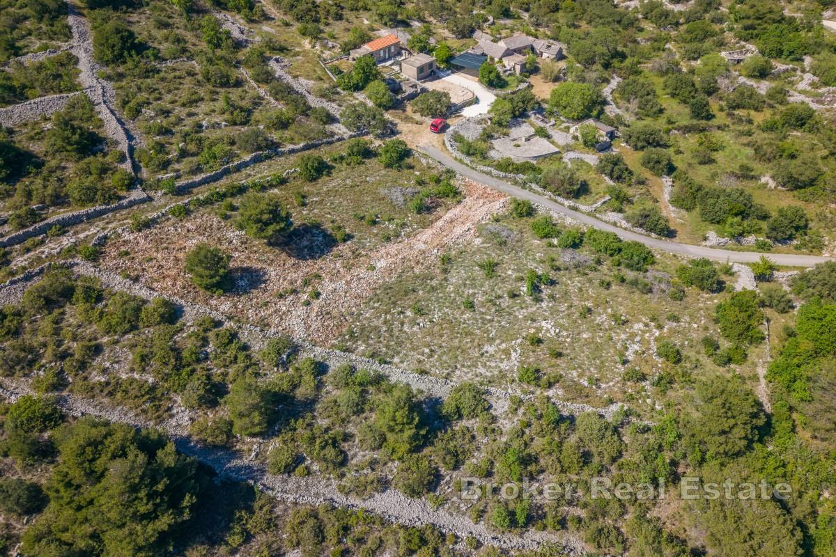 Terreno edificabile di pregio con vista mare