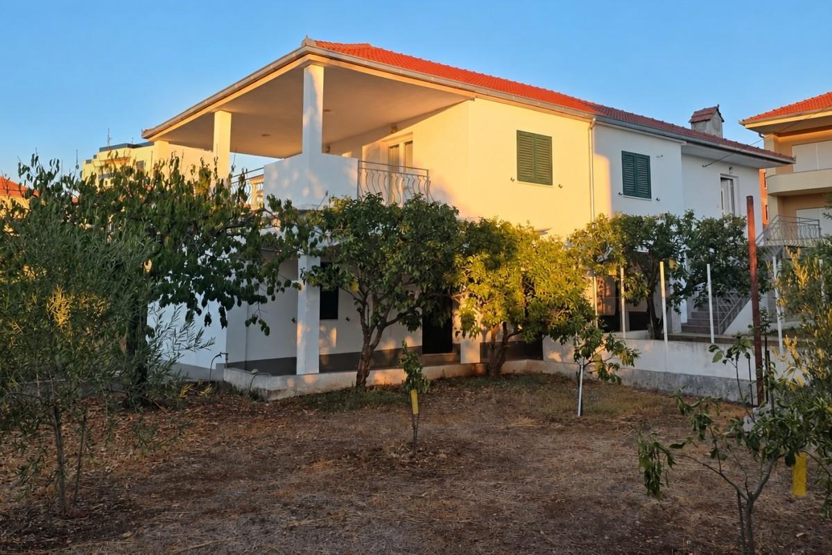 Freistehendes Haus mit Meerblick