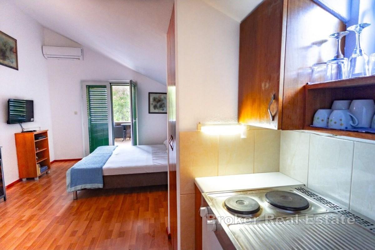 Charmantes dalmatinisches Haus mit unverbaubarem Meerblick