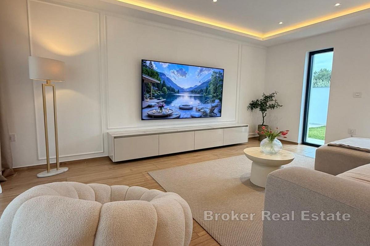 Lyxvilla med pool i en lugn del av Pula