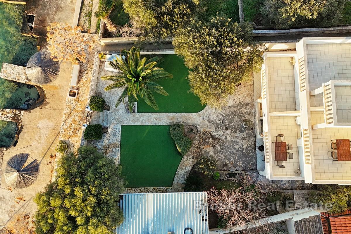 Villa i första raden vid havet