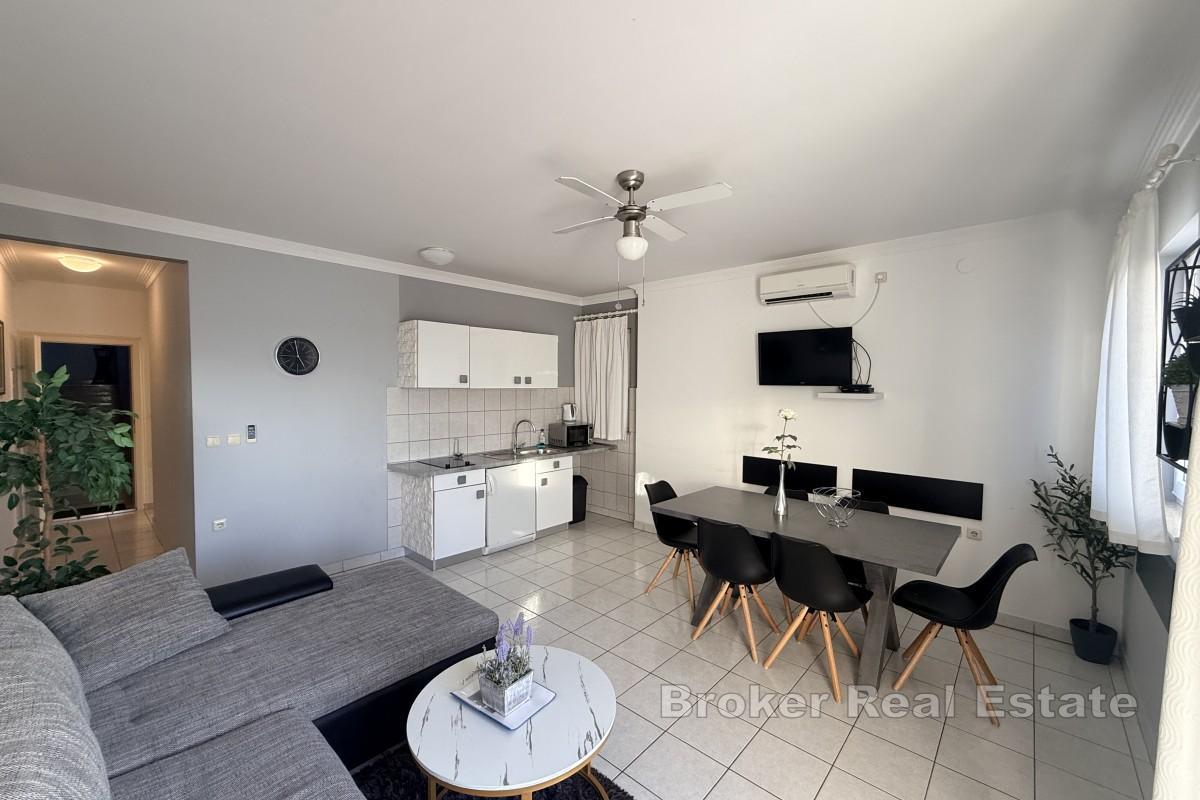 Dom apartamentowy w pierwszym rzędzie do morza