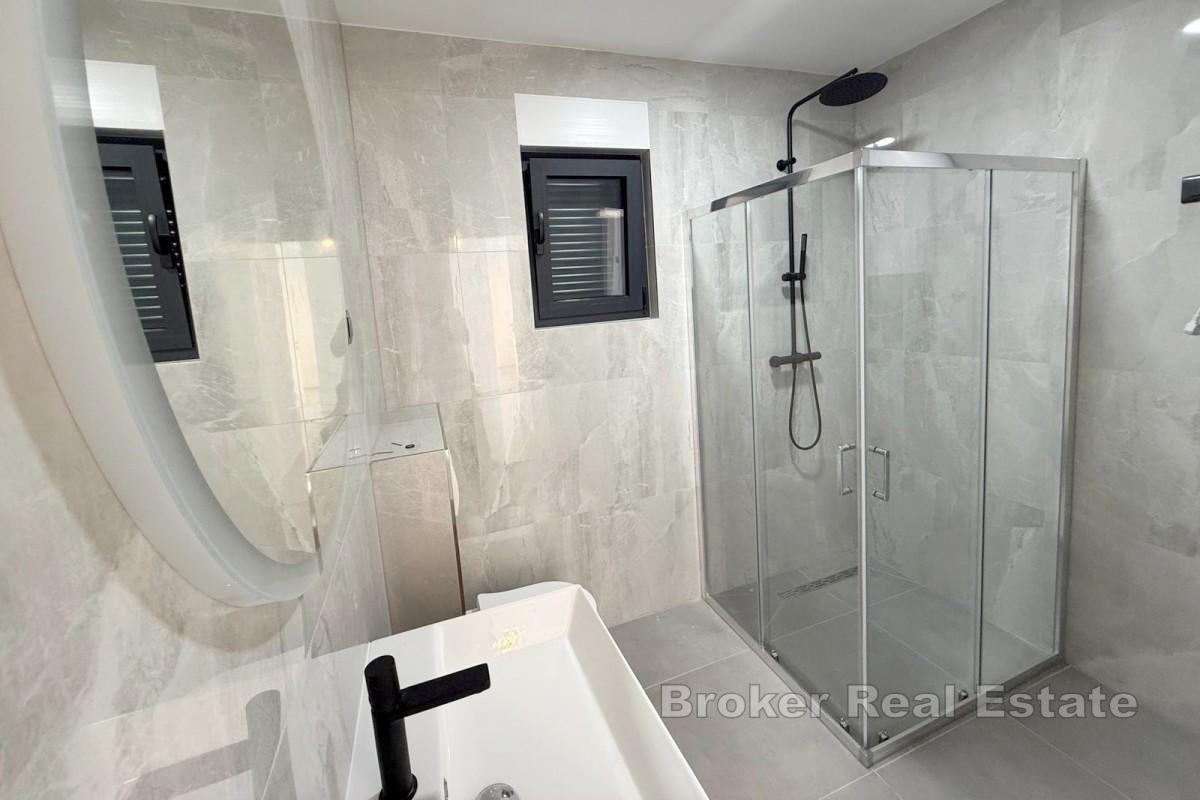 Nowoczesny apartament z ogródkiem