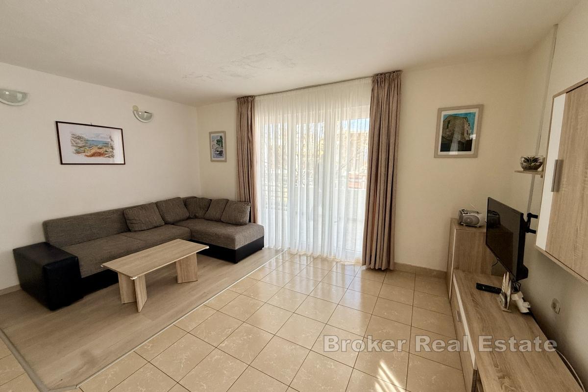 Maison individuelle proche de la mer avec deux appartements : une excellente opportunité d'investissement