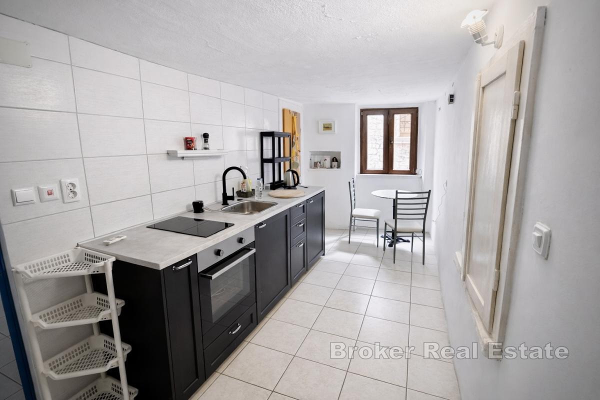 Autentisk steinhus med stort potensial for turistutleie