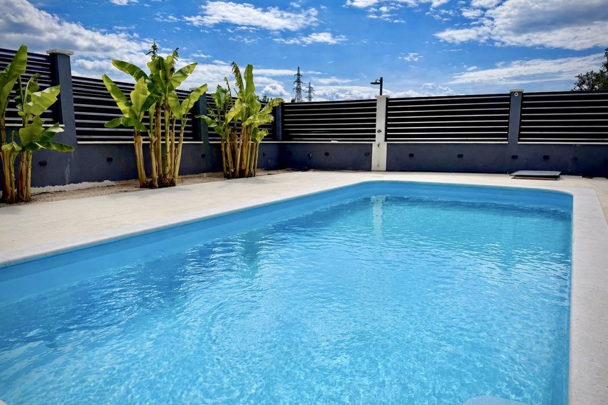 001-2060-14-Split-Mejasi-Modern-house-with-pool-for-sale