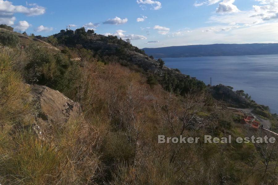 Building land with sea view