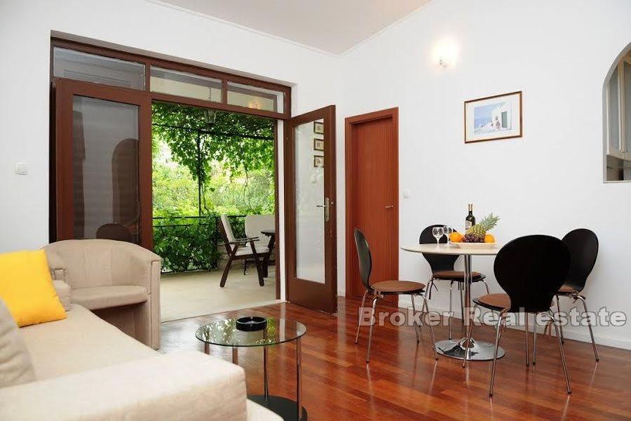 Beautiful house 30 meters from the sea