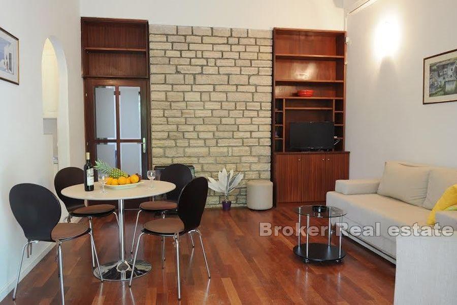 Beautiful house 30 meters from the sea