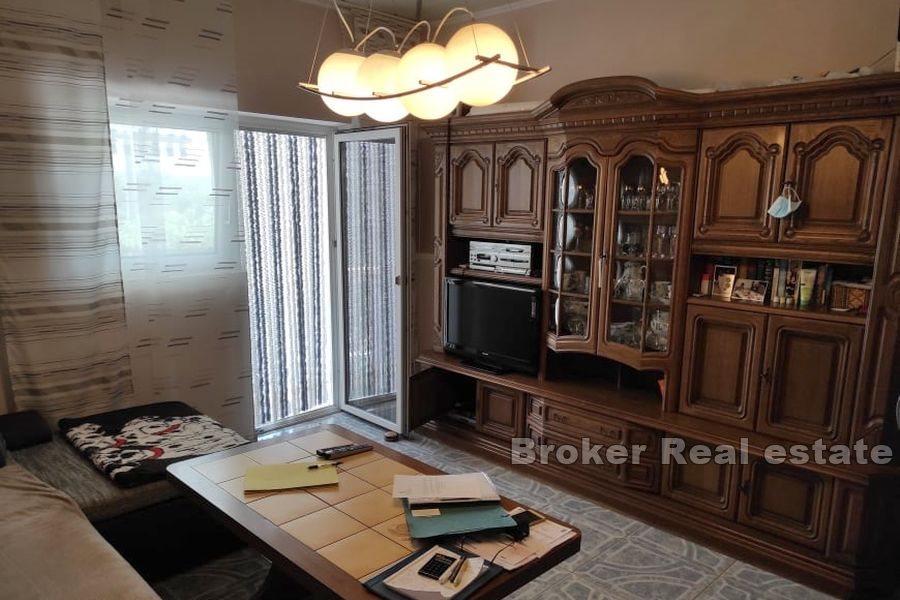 Многоквартирный дом с видом на море