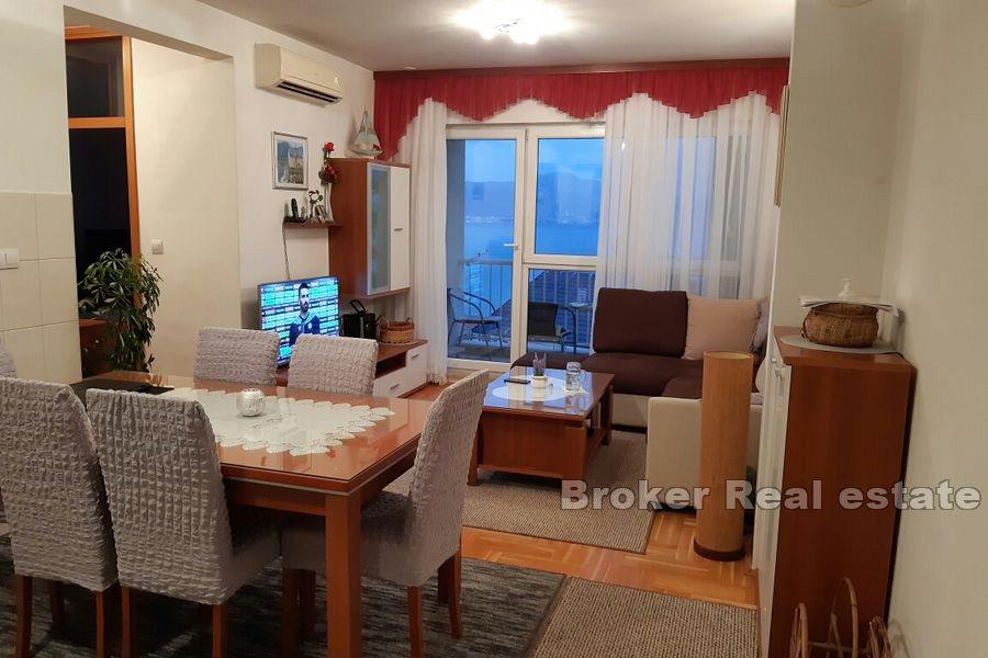 Appartamento con vista mare