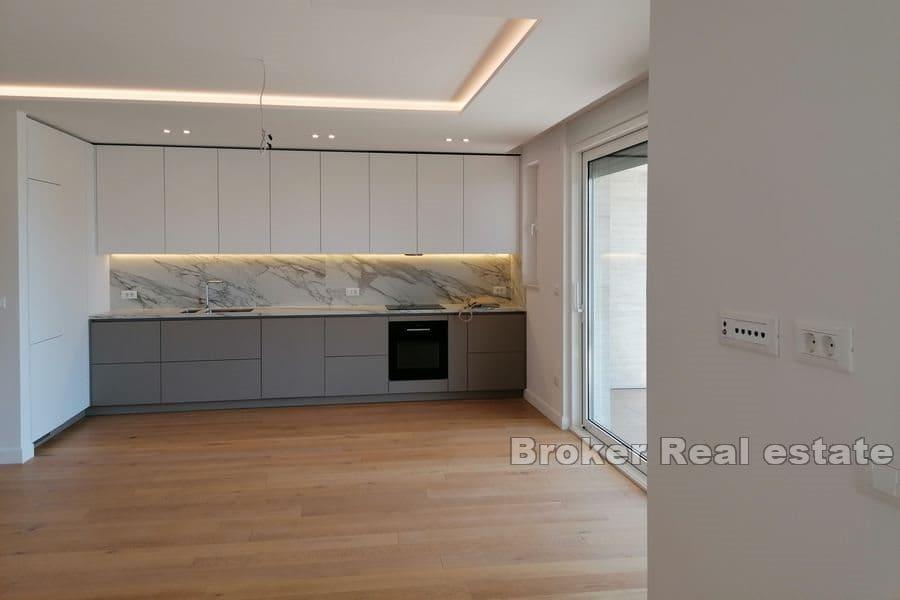 Apartment with a sea view