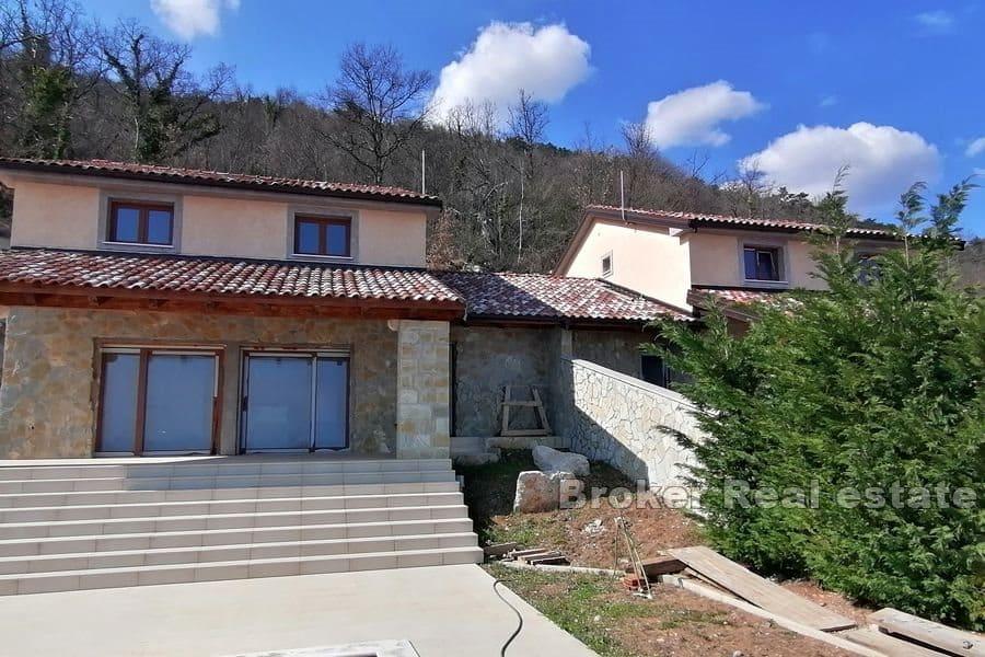 Ičići, två hus med pool