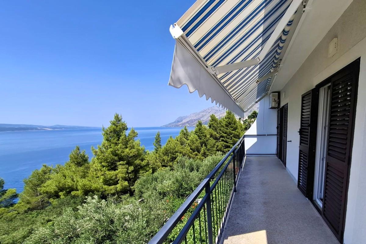 001-2121-02-makarska-two-bedroom-apartment-with-sea-view-for-sale